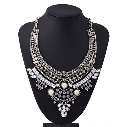 Alloy Diamond Short Necklace Crystal Necklace